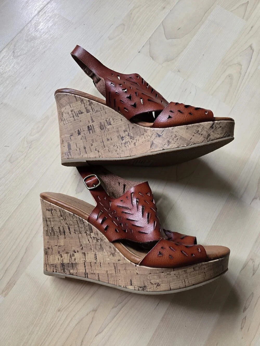 Maurices Brown Wedges Size 10 NWOT